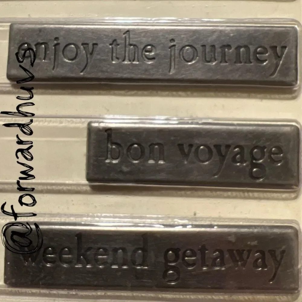Making Memories Scrapbooking Travel Metal Charms Set